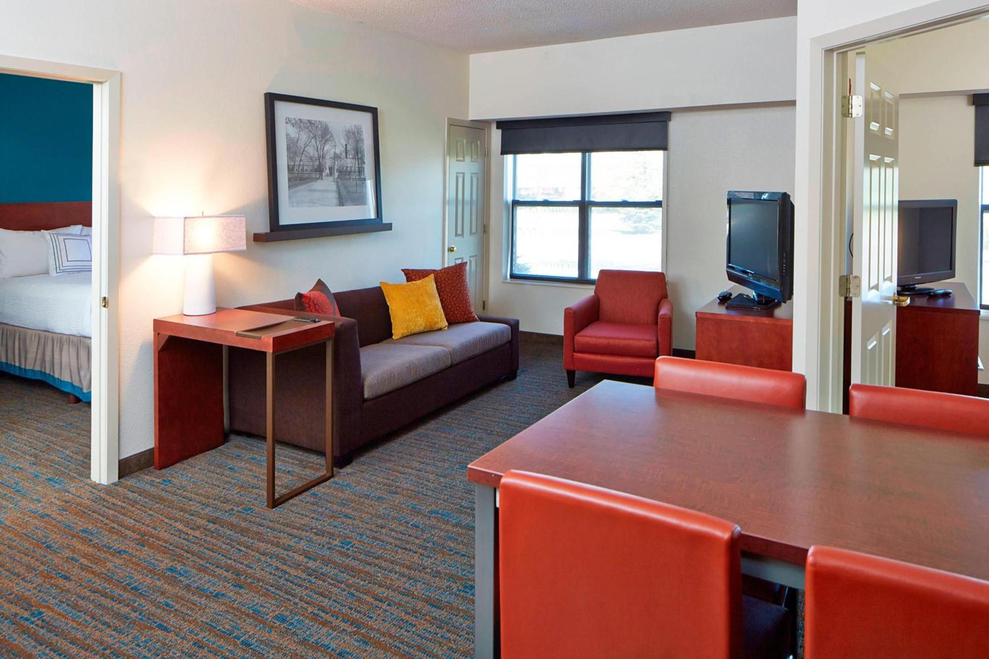 Residence Inn Minneapolis St. Paul/Roseville Buitenkant foto